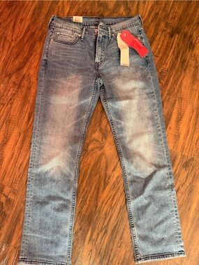 NWT Levi's 514 Men’s Straight Jeans